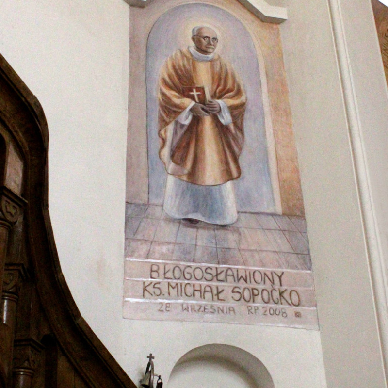 Błogosławiony ks. Michał Sopoćko - fresk w kościele św. Wojciecha w Białymstoku, ArsKinga - Kinga Pawełska